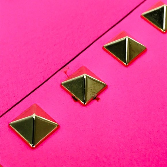 VALENTINO-GARAVANI Shocking Pink Clutch with Bangle Chain - Picture 8 of 13